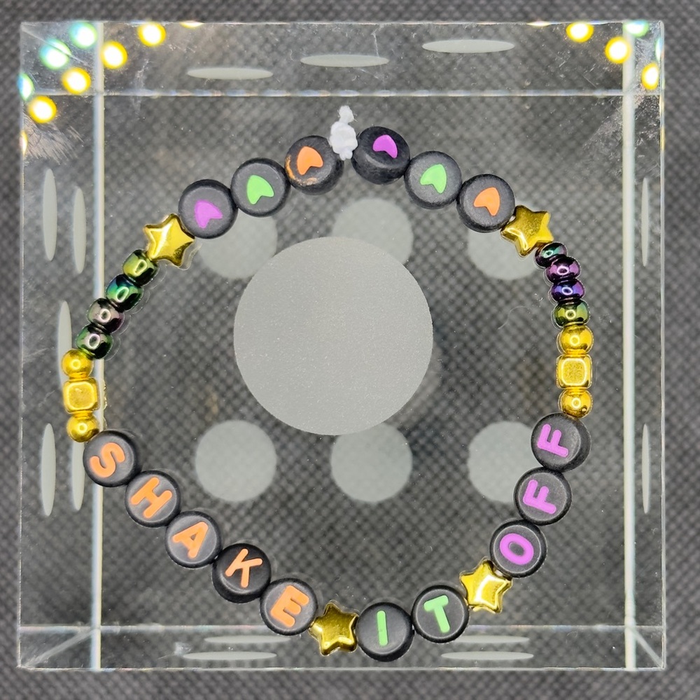 Taylor Swift Eras Tour Shake It Off 1989 Friendship Bracelet
